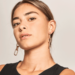 Muze Gold Earrings