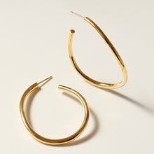 Load image into Gallery viewer, Yoko Gold Earrings